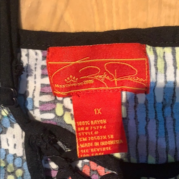 Blouse - Picture 2 of 2